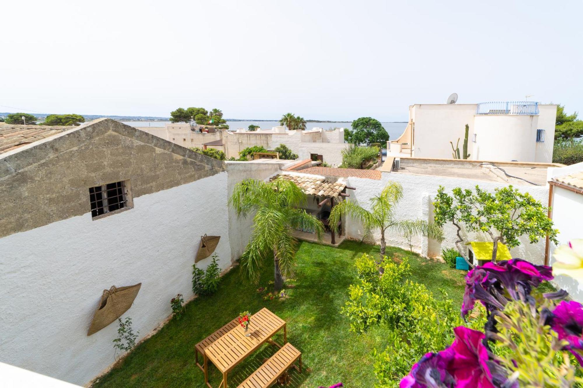 Baglio Tuzza Hotel มาร์ซาลา ภายนอก รูปภาพ